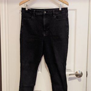 AE - Size 14 Short - Skinny Jeans